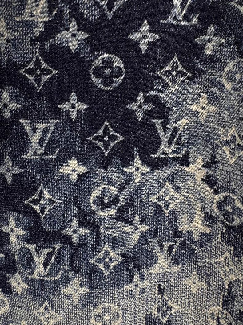 Louis Vuitton Louis Vuitton Short Sleeve Denim Shirt XS Size US XS / EU 42 / 0 - 3 Thumbnail