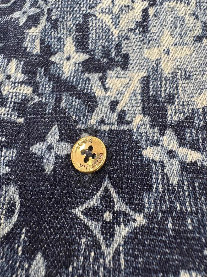 Louis Vuitton Louis Vuitton Short Sleeve Denim Shirt XS Size US XS / EU 42 / 0 - 4 Thumbnail
