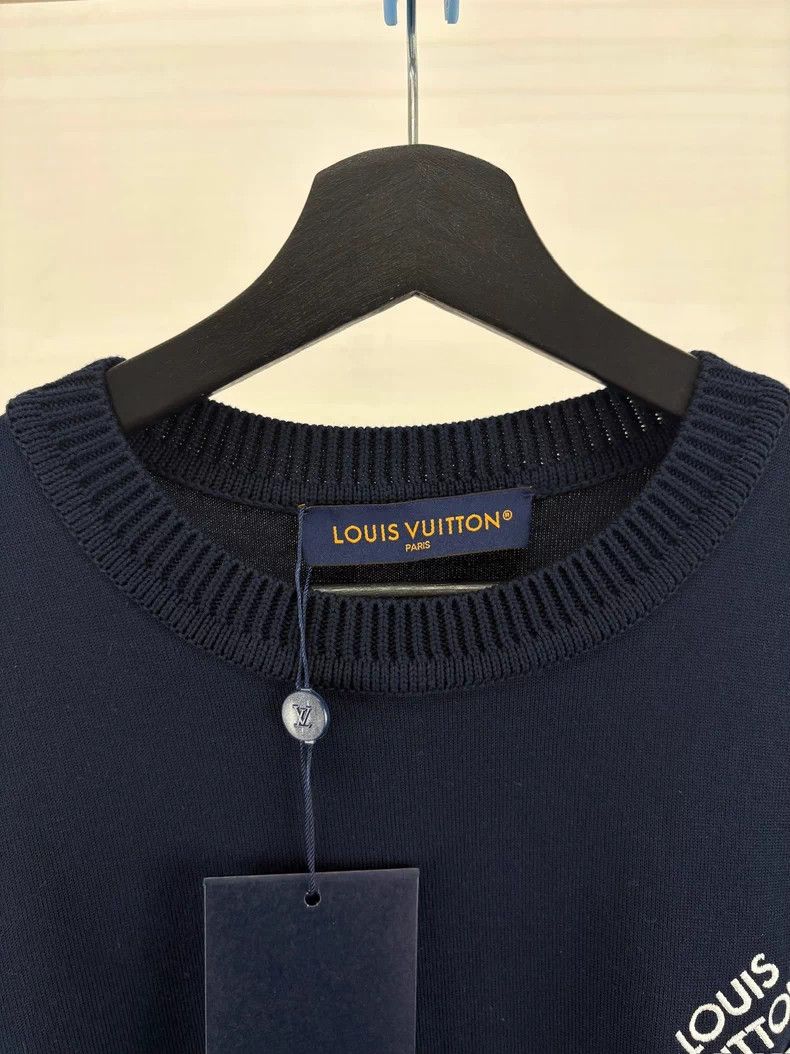 Louis Vuitton Louis Vuitton Deep Blue Short Sleeve T-Shirt Size US L / EU 52-54 / 3 - 3 Thumbnail