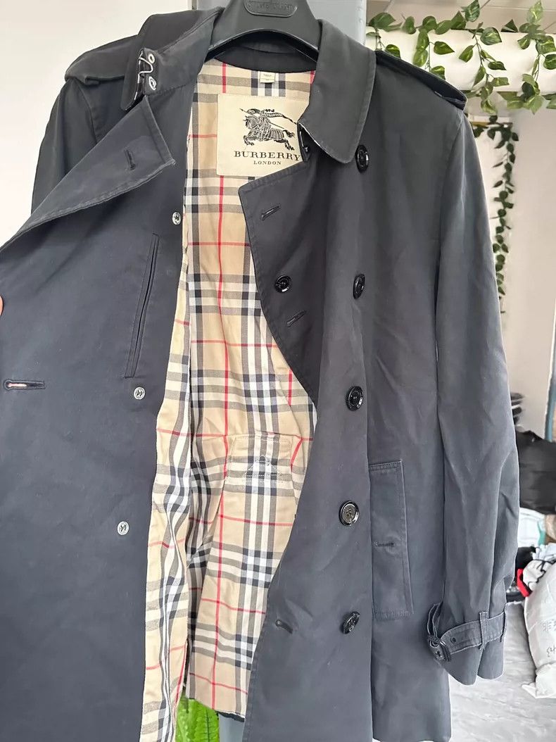 Burberry Burberry Black Long Coat with Checked Lining Size US XXL / EU 58 / 5 - 7 Thumbnail
