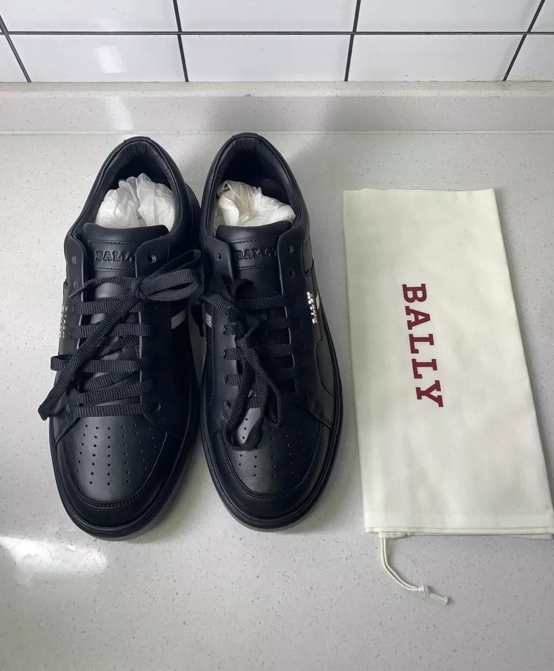 Bally BALLY Black Low-top Sneaker for Men Size US 9 / EU 42 - 2 Thumbnail