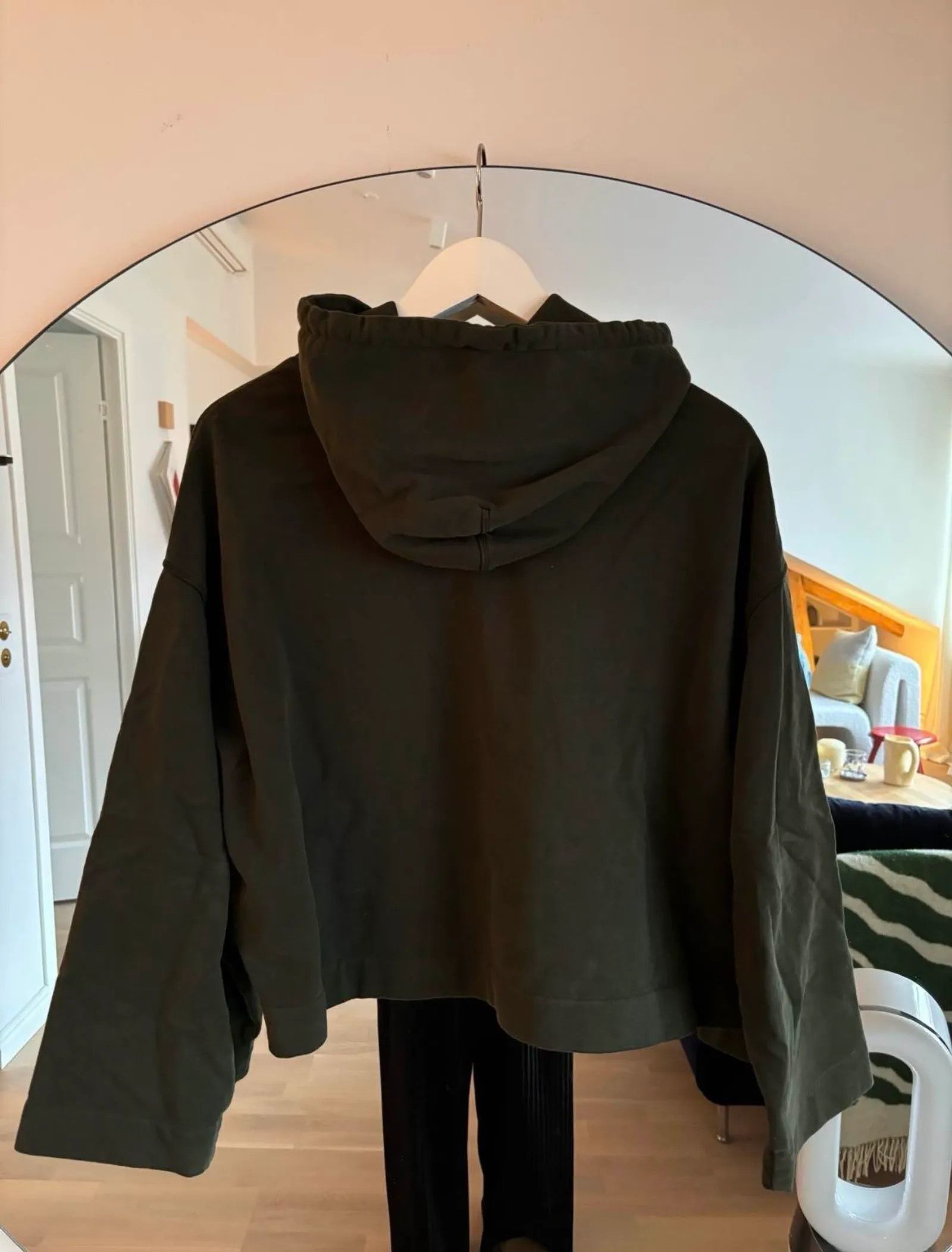 Acne Studios Acne Studios Joghy Emboss Hoodie Size XXS / US 00 / IT 34 - 3 Thumbnail