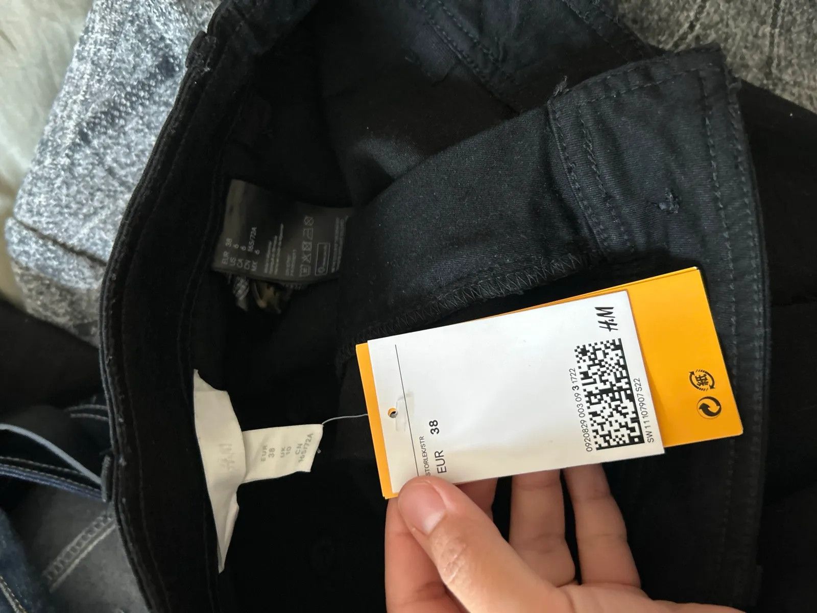 H&M H&M Pants Size 27" / US 4 / IT 40 - 2 Thumbnail