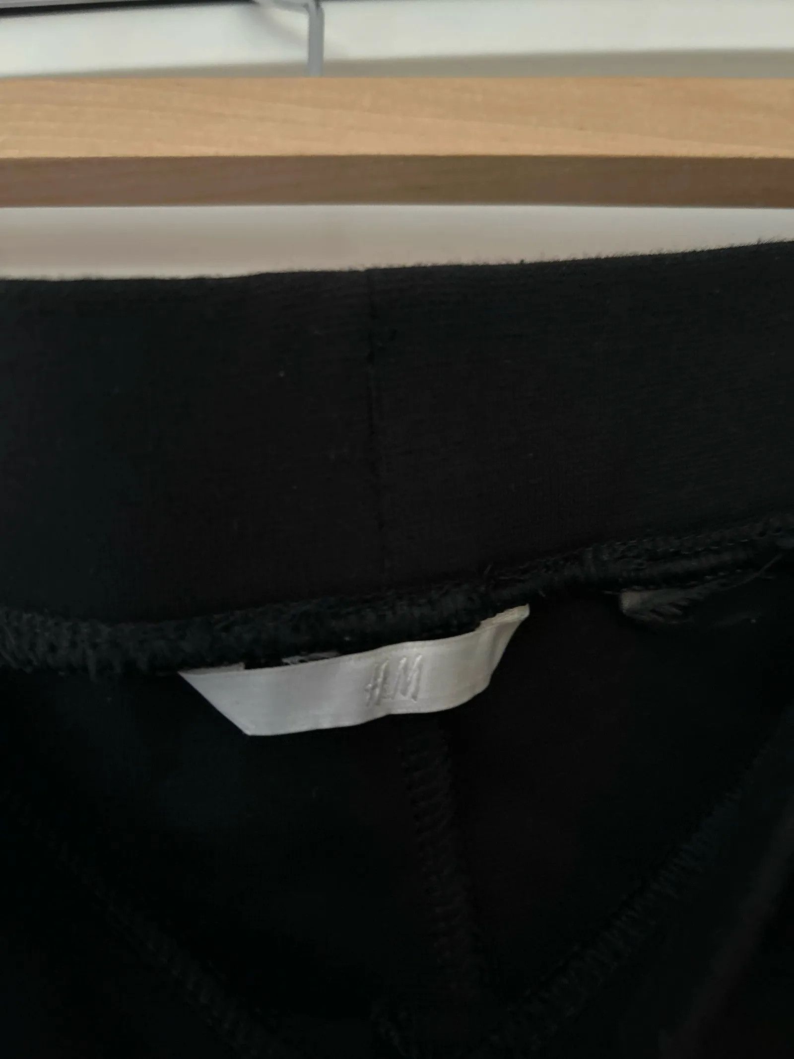 H&M H&M Pants Size 26" / US 2 / IT 38 - 2 Thumbnail