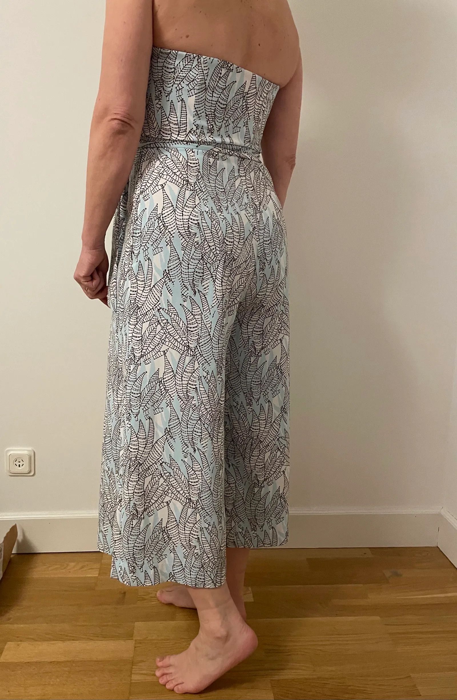 H&M H&M Jumpsuit Size 28" / US 6 / IT 42 - 3 Thumbnail