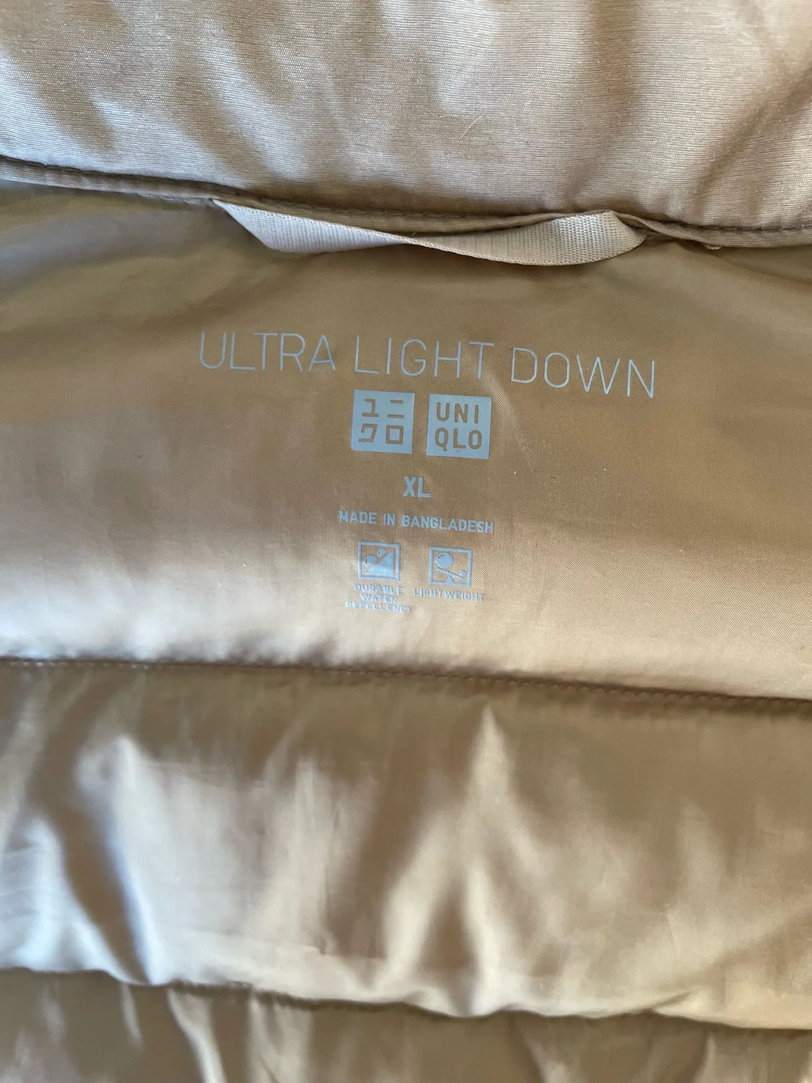Uniqlo Uniqlo Ultra light Down Down Jacket Size XL / US 12-14 / IT 48-50 - 2 Thumbnail
