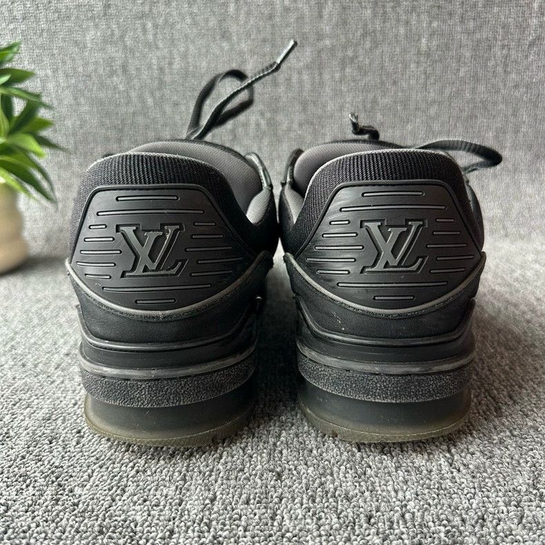Louis Vuitton LOUIS VUITTON LV Trainer Fashion Sneakers Black Size US 9.5 / EU 42-43 - 3 Thumbnail