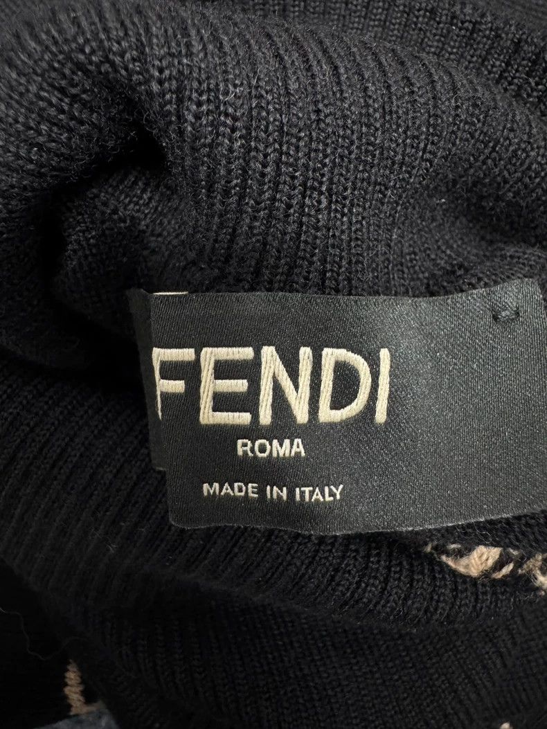 Fendi Fendi High Neck Printed Sweater Size 54 Size US L / EU 52-54 / 3 - 3 Thumbnail