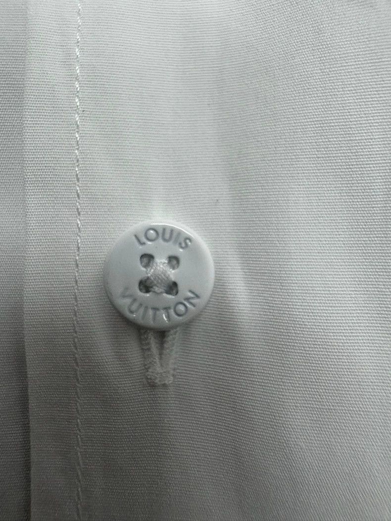 Louis Vuitton Louis Vuitton White Dove Shirt Size M Size US M / EU 48-50 / 2 - 4 Thumbnail