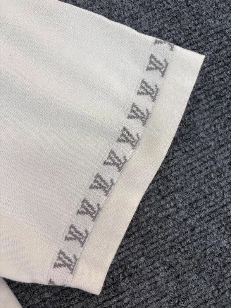 Louis Vuitton Louis Vuitton Short Sleeve Knit Logo Tee Size US M / EU 48-50 / 2 - 4 Thumbnail