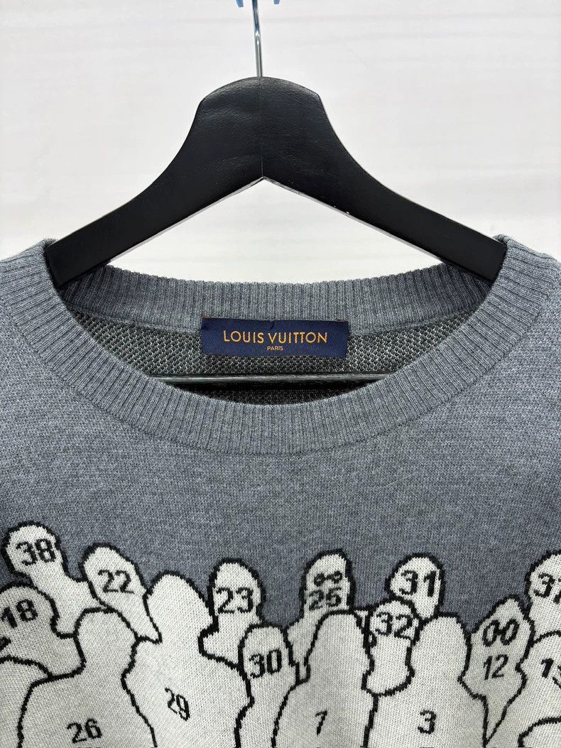 Louis Vuitton Louis Vuitton Gray Knit Sweater with Figures Size US XL / EU 56 / 4 - 3 Thumbnail