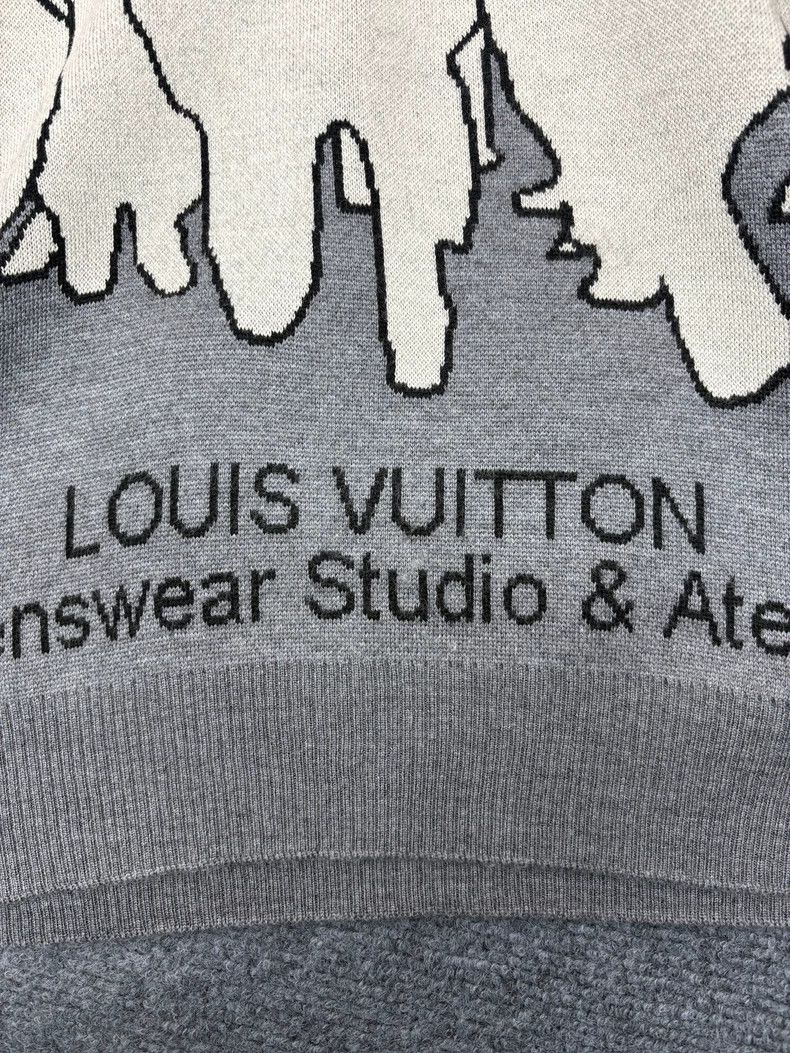 Louis Vuitton Louis Vuitton Gray Knit Sweater with Figures Size US XL / EU 56 / 4 - 5 Thumbnail