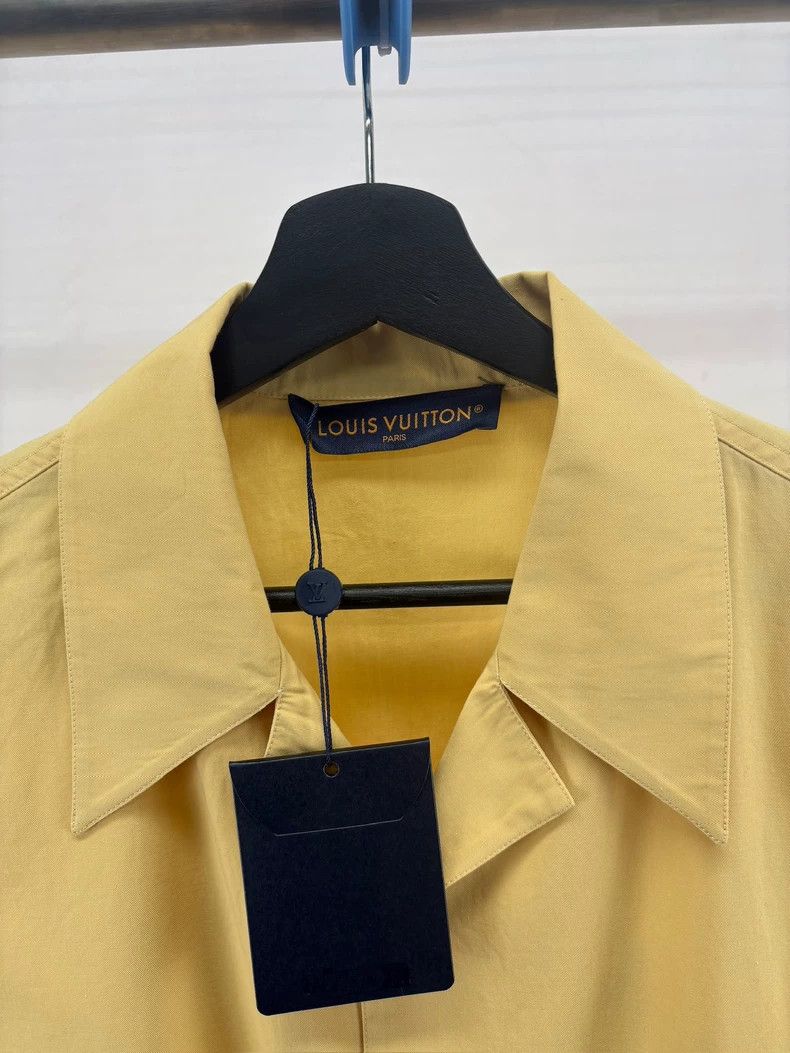 Louis Vuitton Louis Vuitton Tyler Embroidered Short Sleeve Shirt Size US M / EU 48-50 / 2 - 5 Thumbnail