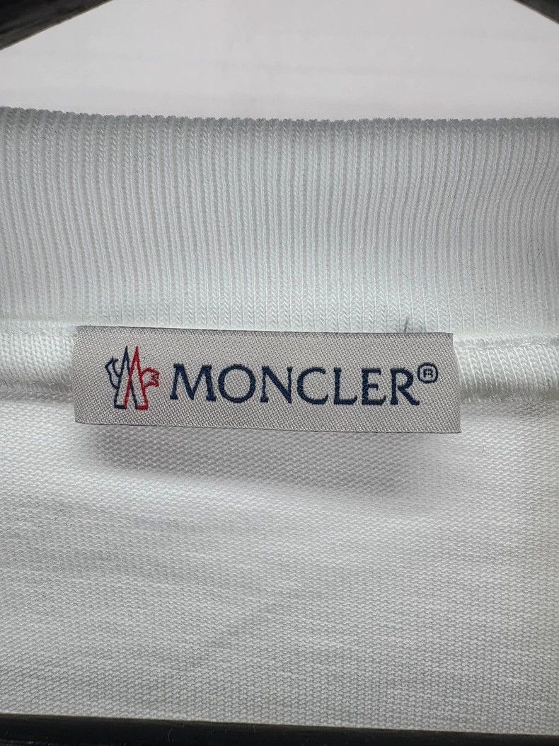 Moncler Moncler Long Sleeve Logo Shirt Size L Size US L / EU 52-54 / 3 - 5 Thumbnail