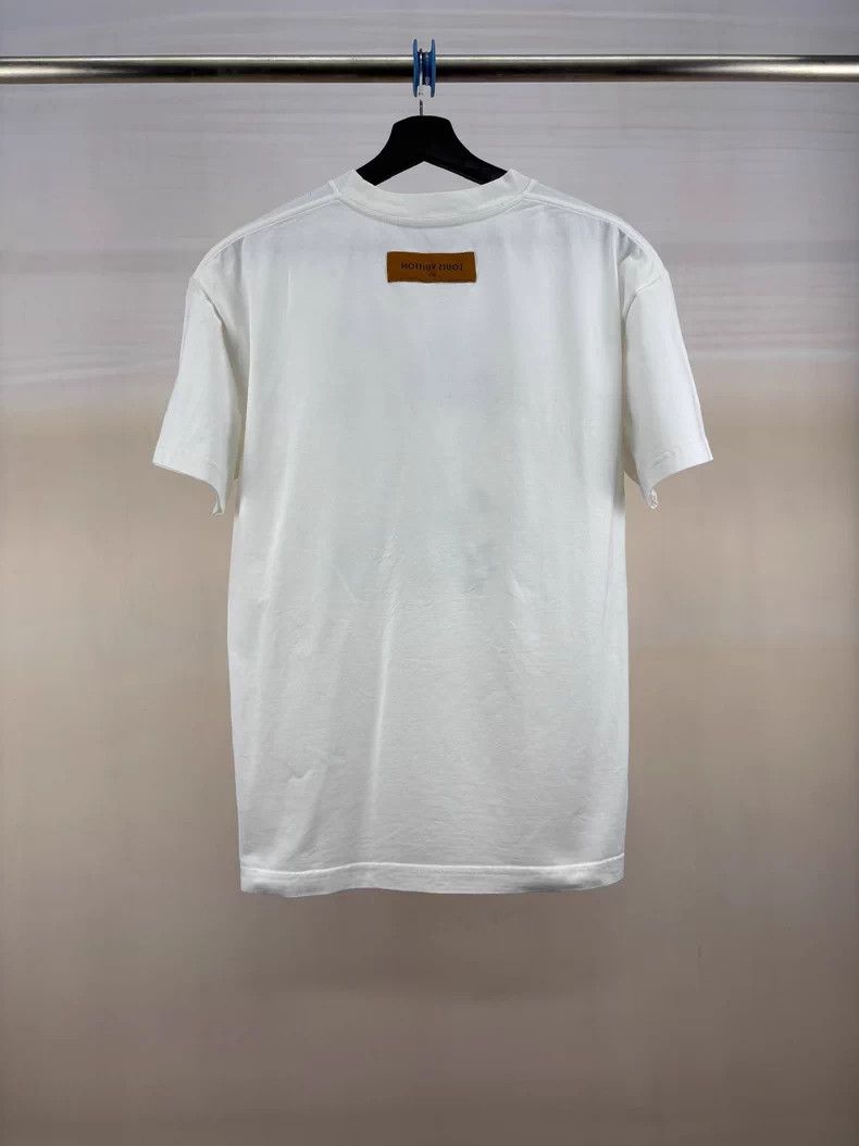Louis Vuitton Louis Vuitton Short Sleeve Peace Dove T-Shirt Size US S / EU 44-46 / 1 - 2 Thumbnail