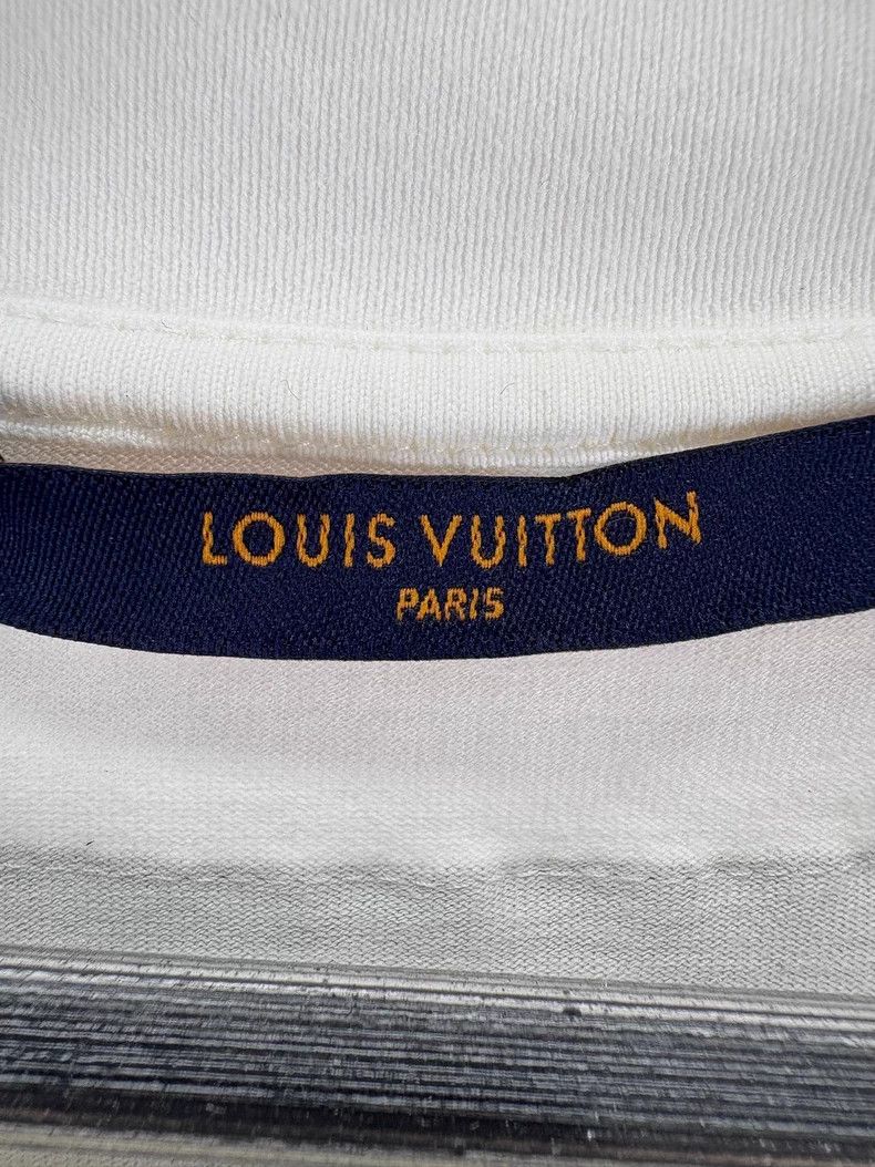 Louis Vuitton Louis Vuitton 1854 Embroidered Short Sleeve Shirt Size US S / EU 44-46 / 1 - 5 Thumbnail