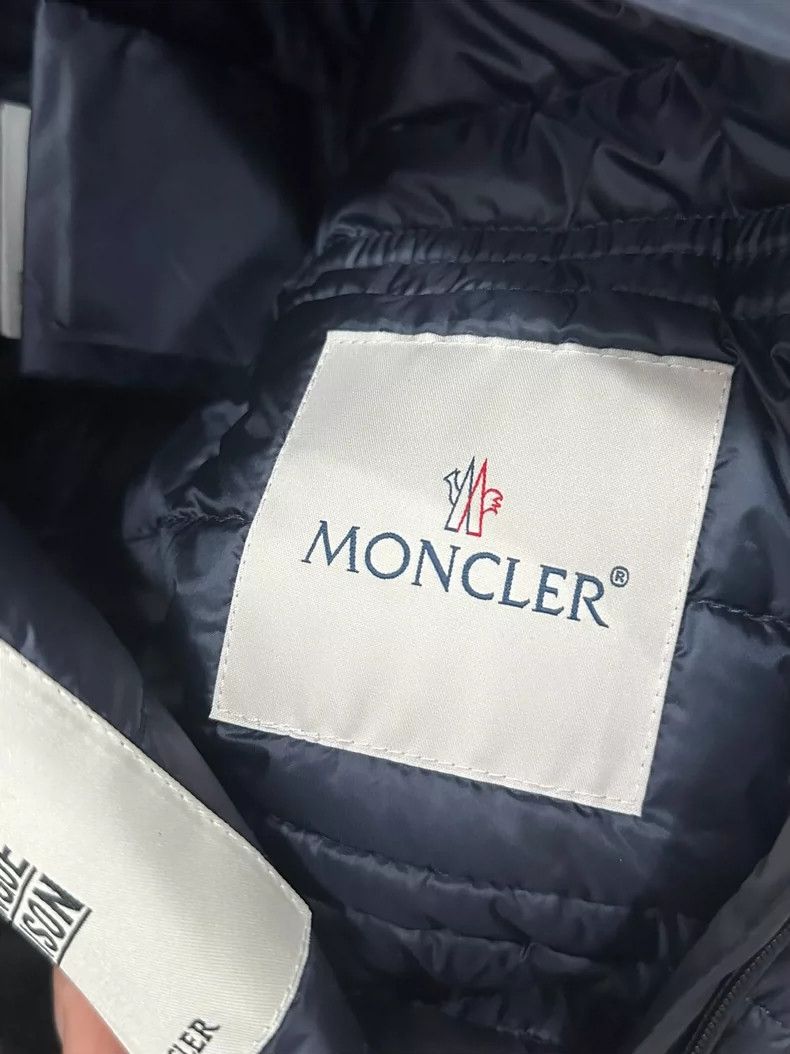 Moncler Moncler Down Jacket for Kids Size 10 Size US L / EU 52-54 / 3 - 6 Thumbnail