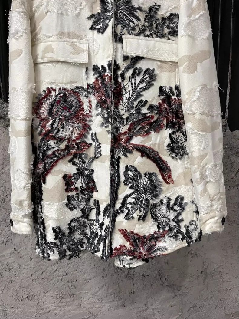 Dior Dior Floral Denim Jacket with Embroidery Size US S / EU 44-46 / 1 - 4 Thumbnail