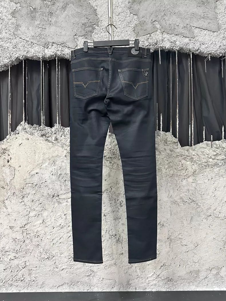 Versace Versace Jeans Size 44 New Condition Size US 44 / EU 60 - 2 Thumbnail