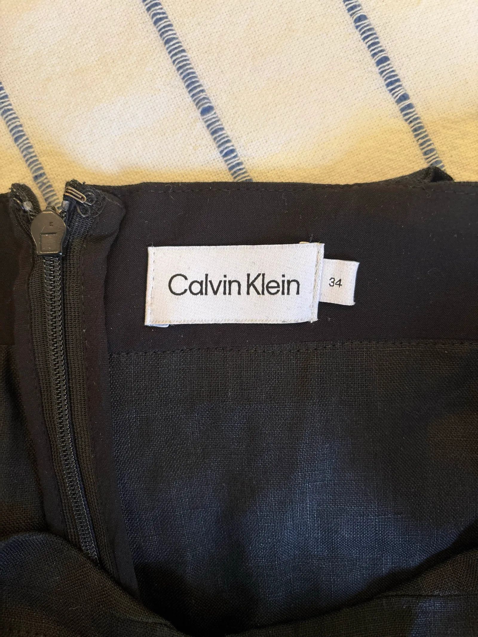 Calvin Klein Calvin Klein Dress Size XS / US 0-2 / IT 36-38 - 2 Thumbnail