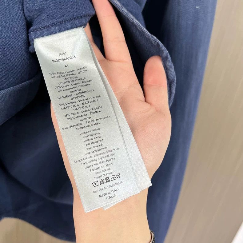 Dior Dior Denim Embroidered Shirt in Size 41 Size US L / EU 52-54 / 3 - 6 Thumbnail