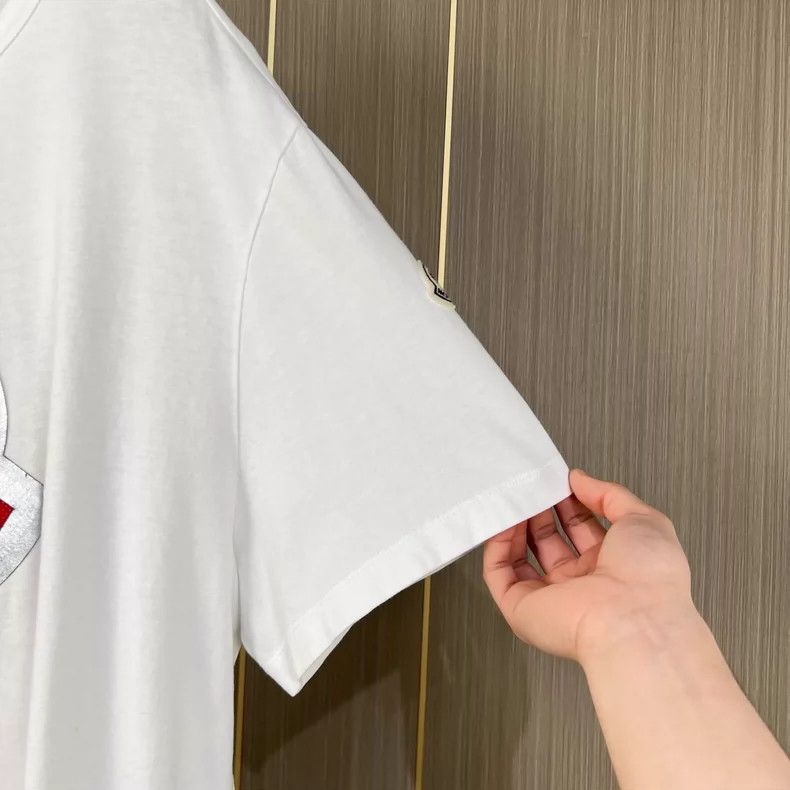 Moncler Moncler Embroidered Logo Short Sleeve Shirt Size US XXL / EU 58 / 5 - 5 Thumbnail
