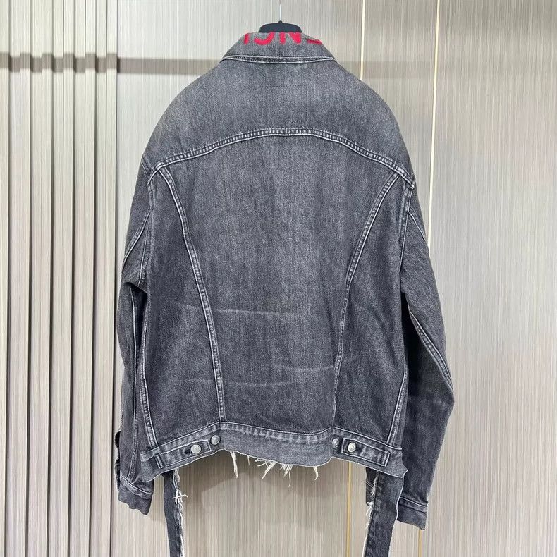 Balenciaga Balenciaga Embroidered Logo Denim Jacket Size US S / EU 44-46 / 1 - 2 Thumbnail