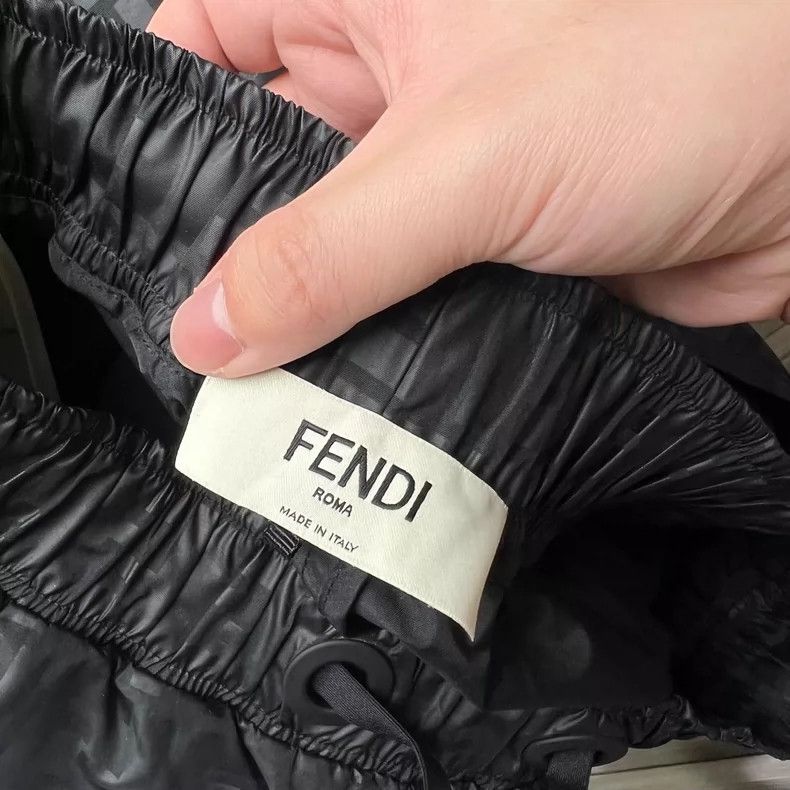 Fendi Fendi Black Logo Print Shorts Size M Size US 28 / EU 44 - 4 Thumbnail