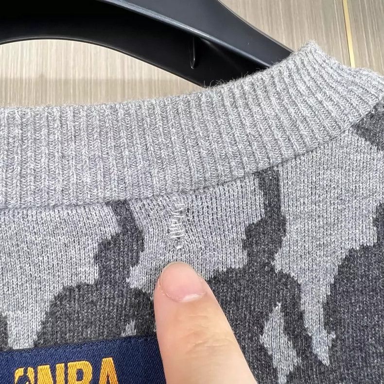 Louis Vuitton Louis Vuitton NBA Knit Sweatshirt in Gray Size US XS / EU 42 / 0 - 5 Thumbnail
