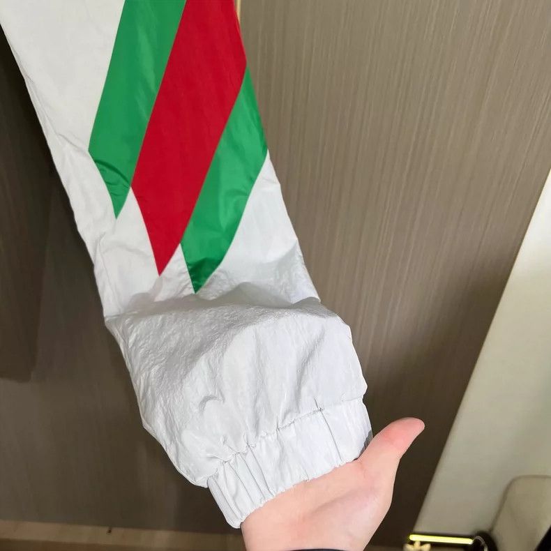 Gucci Gucci White Track Pants with Red Green Stripes Size US 32 / EU 48 - 4 Thumbnail