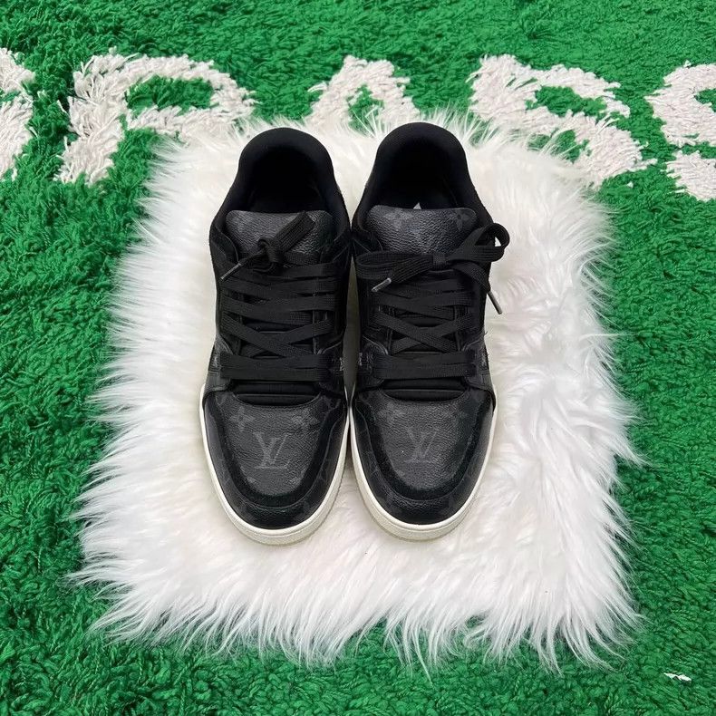 Louis Vuitton Louis Vuitton Black Trainer Sneakers Size 6.5 Size US 6.5 / EU 39-40 - 2 Thumbnail