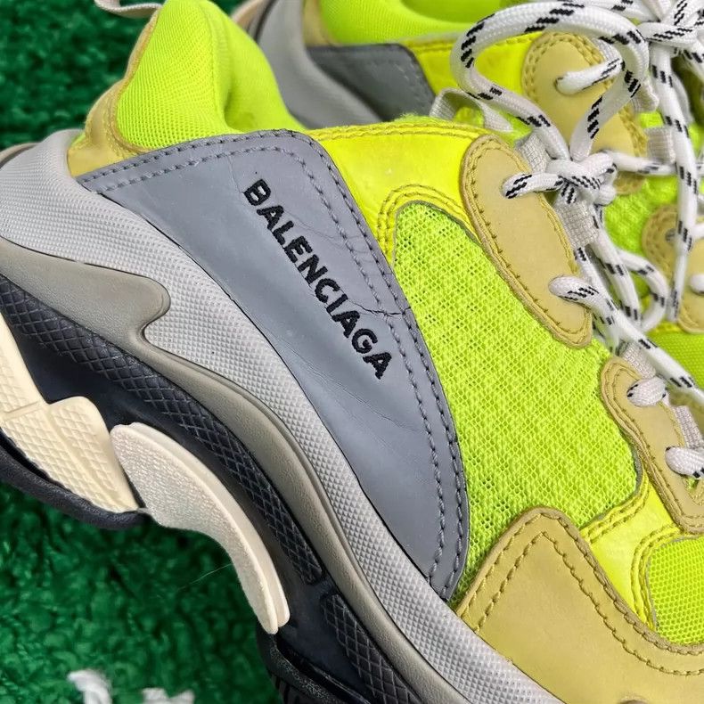 Balenciaga Balenciaga Fluorescent Green Triple S Sneakers Size US 7.5 / EU 40-41 - 6 Thumbnail