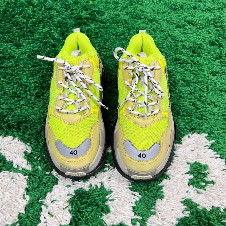 Balenciaga Balenciaga Fluorescent Green Triple S Sneakers Size US 7.5 / EU 40-41 - 2 Thumbnail