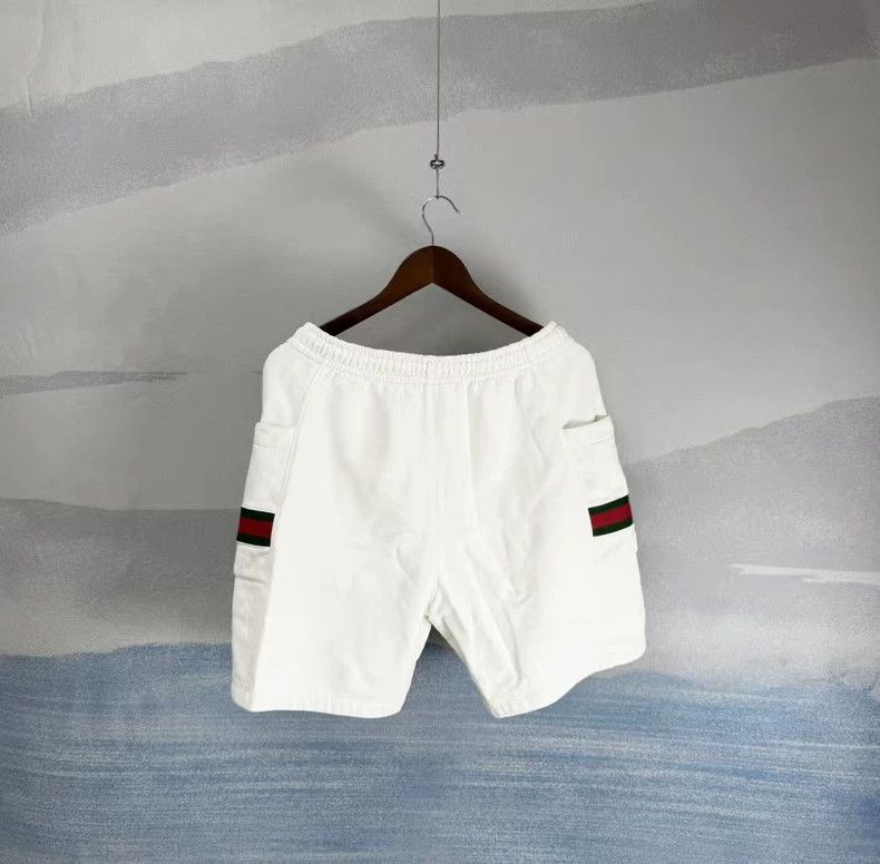 Gucci White Gucci Shorts with Red Green Stripes Size US 27 - 3 Thumbnail