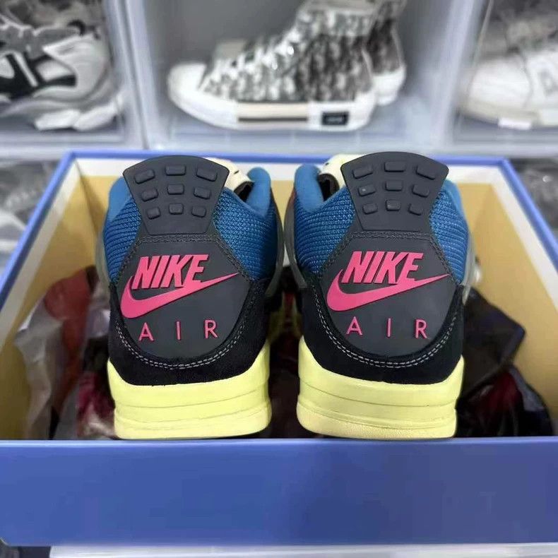 Louis Vuitton AJ4 Union Black and Blue Sneakers Size US 8.5 / EU 41-42 - 4 Thumbnail