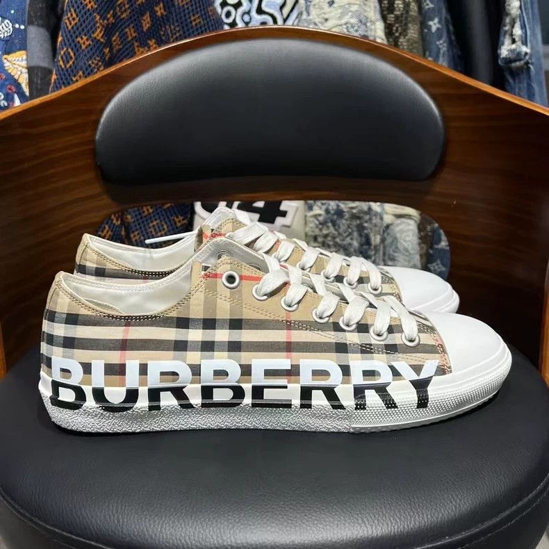 Burberry Burberry Classic Plaid White Sneakers Size US 10 / EU 43 - 6 Thumbnail