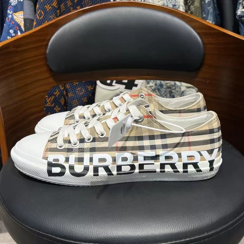 Burberry Burberry Classic Plaid White Sneakers Size US 10 / EU 43 - 4 Thumbnail