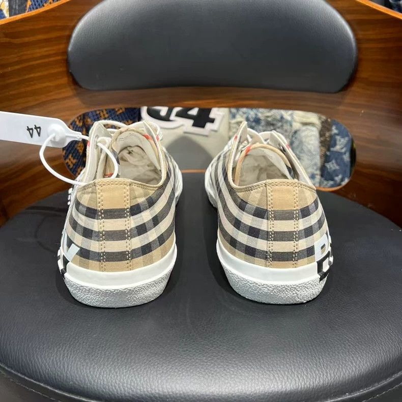 Burberry Burberry Classic Plaid White Sneakers Size US 10 / EU 43 - 3 Thumbnail