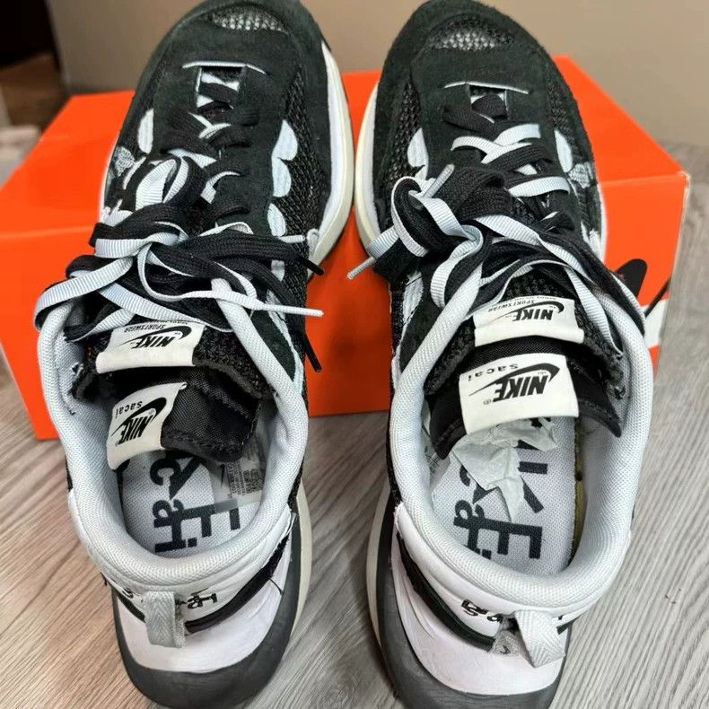 Sacai Nike Sacai Vaporwaffle Black and White Sneakers Size US 11 / EU 44 - 5 Thumbnail