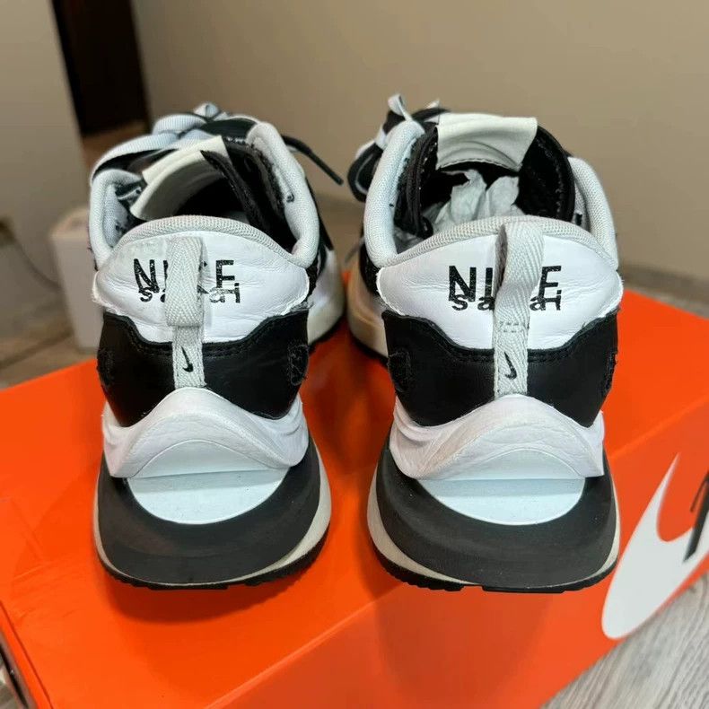 Sacai Nike Sacai Vaporwaffle Black and White Sneakers Size US 11 / EU 44 - 4 Thumbnail