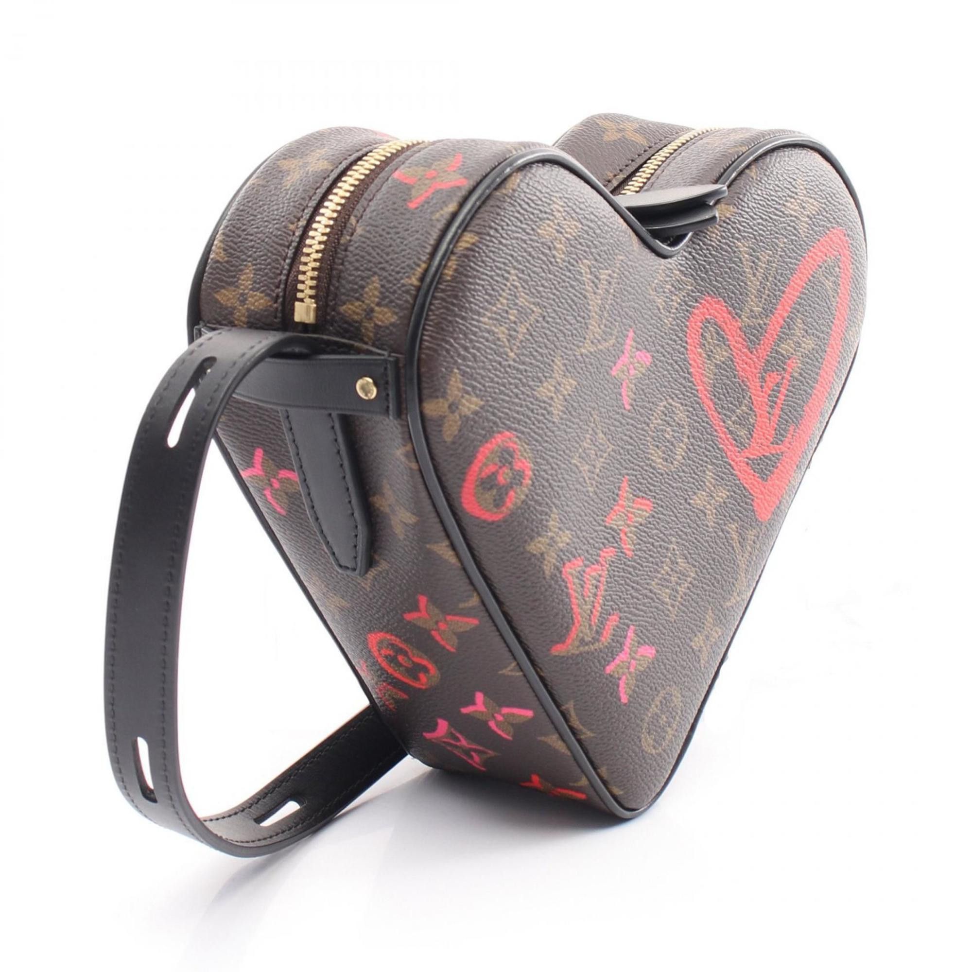 Louis Vuitton Louis Vuitton Fall in Love shoulder Size ONE SIZE - 2 Thumbnail