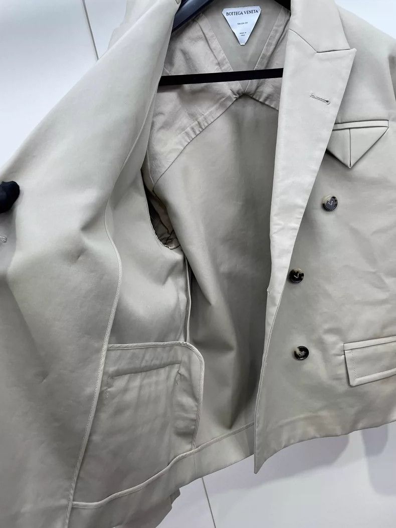 Bottega Veneta Beige Double-Breasted Casual Blazer Size US S / EU 44-46 / 1 - 3 Thumbnail