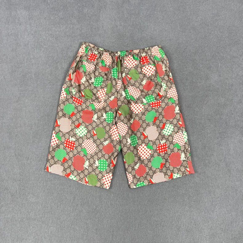 Gucci Gucci Apple Print Silk Shorts Size US 44 / EU 60 - 2 Thumbnail