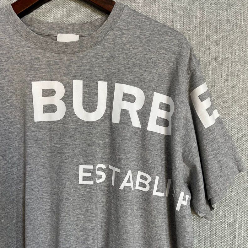 Burberry Burberry Gray Short Sleeve T-Shirt Size US L / EU 52-54 / 3 - 3 Thumbnail