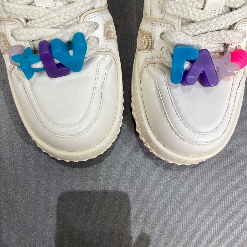 Louis Vuitton Louis Vuitton White Trainer Sneakers Size US 8.5 / EU 41-42 - 5 Thumbnail