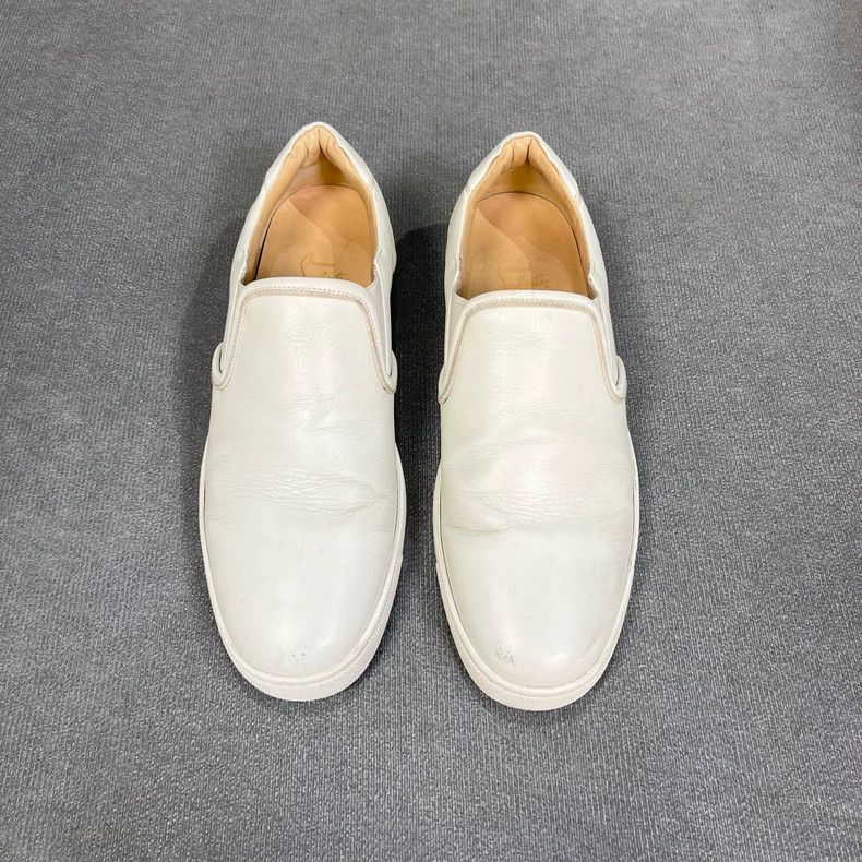 Christian Louboutin Christian Louboutin White Low-Top Sneakers Size US 9.5 / EU 42-43 - 2 Thumbnail
