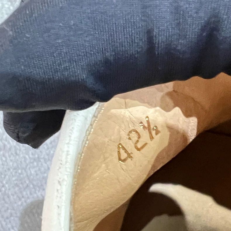 Christian Louboutin Christian Louboutin White Low-Top Sneakers Size US 9.5 / EU 42-43 - 7 Thumbnail