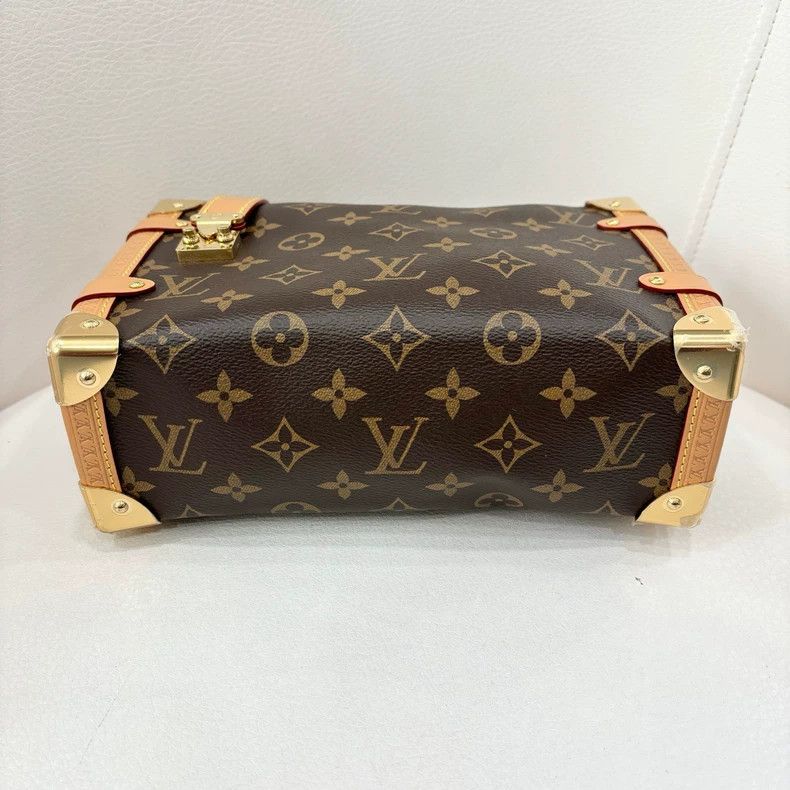 Louis Vuitton LV Louis Vuitton Side Trunk Soft Box Size ONE SIZE - 3 Thumbnail
