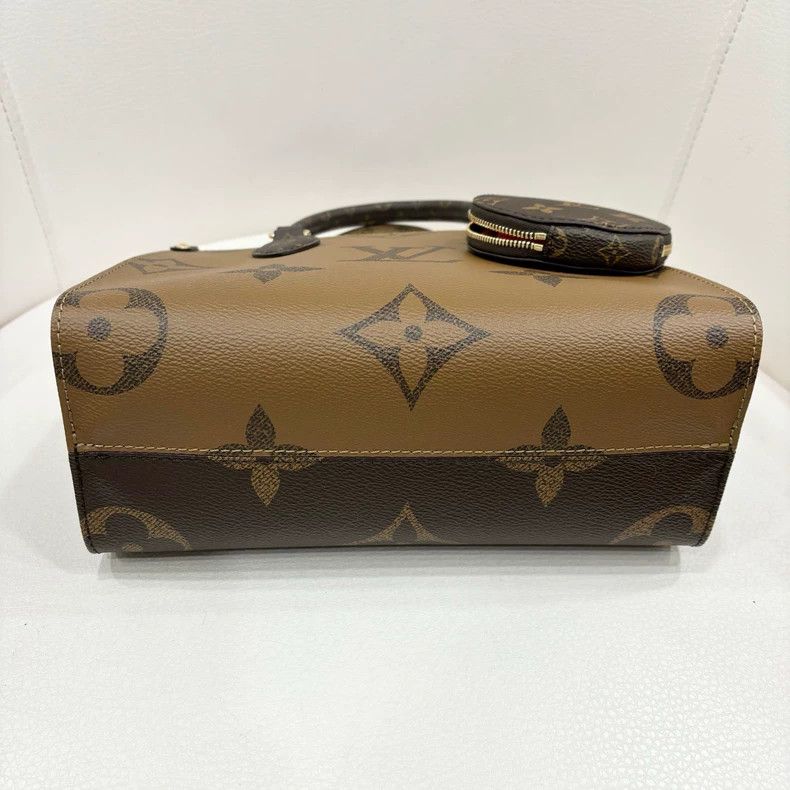 Louis Vuitton LV One the Go Small Tote Bag Size ONE SIZE - 3 Thumbnail