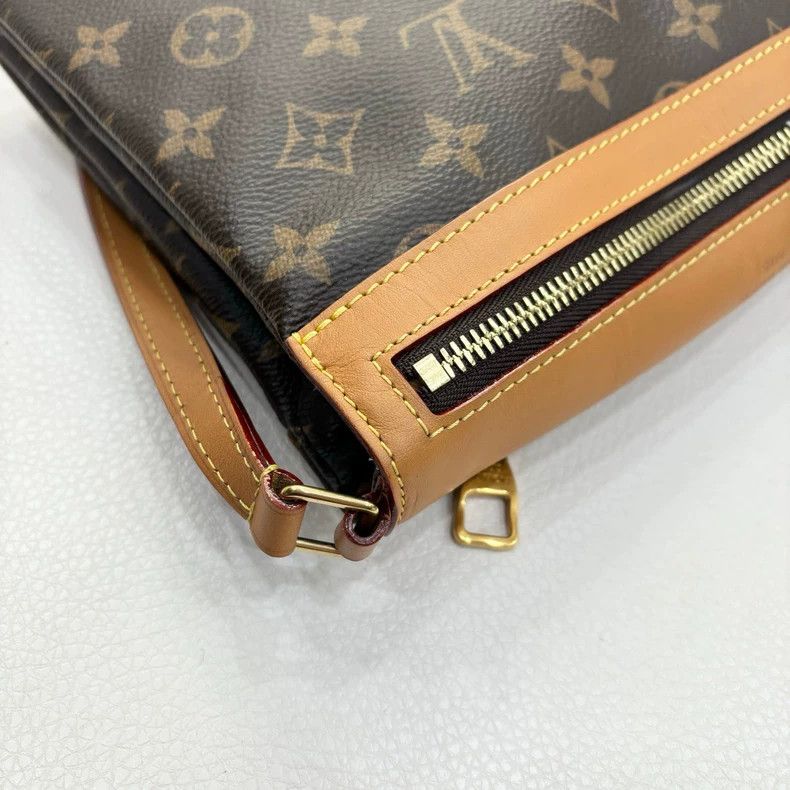 Louis Vuitton LV Saumur 20 Messenger Bag Vintage Style Size ONE SIZE - 7 Thumbnail